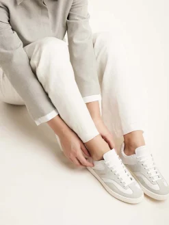 DAMES Nubikk Ray Owen Wit Grijze Sneakers Voor Dames