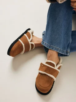 DAMES Nubikk Teddy Fur Cognac Slippers Voor Dames