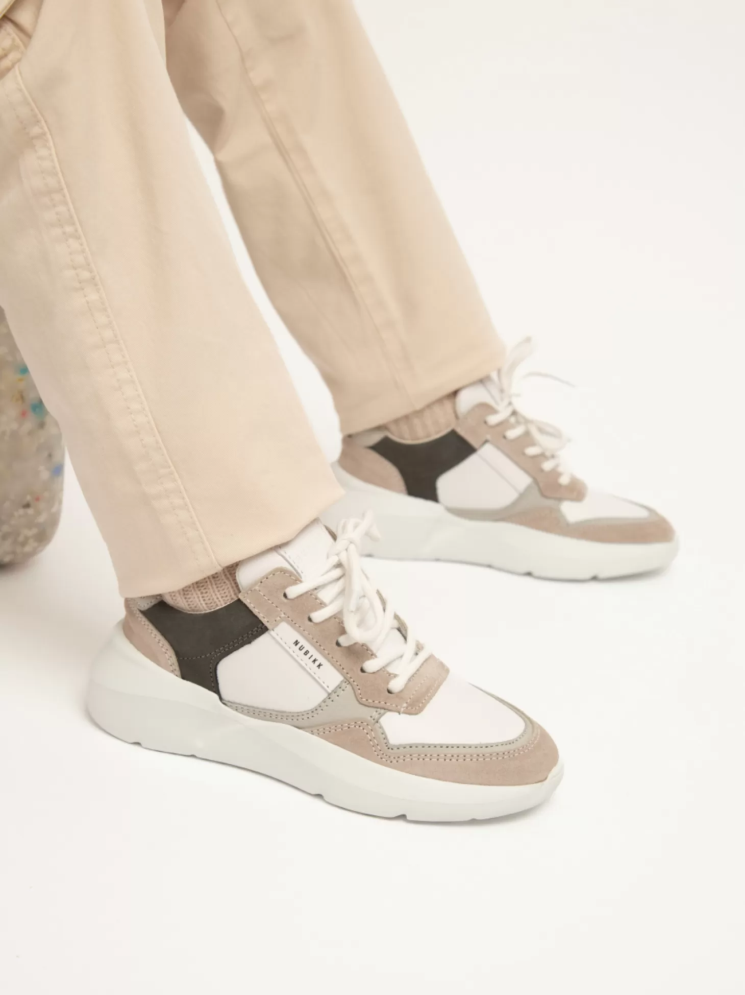 Nubikk Roque Road Wave JR Wit Grijze Sneakers Voor Kids- Schoenen | Bekijk alles